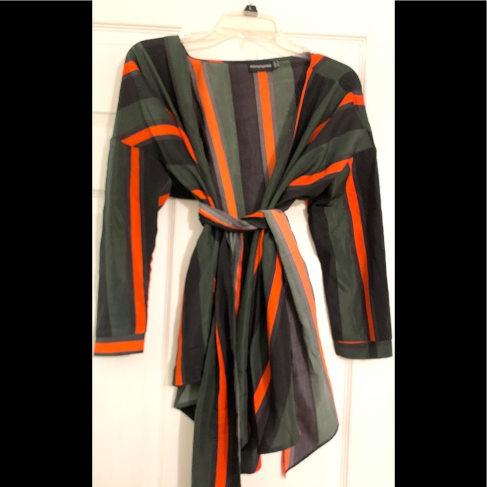 Pretty Little Thing Blouse US size 2